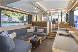 [I]SWIFT TRAWLER 54_IMAGE_INTERIOR_OAK