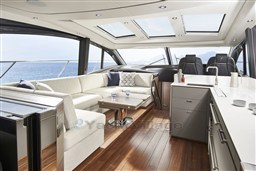 [I]  v55-saloon-seating-area-coffee-table-scaled