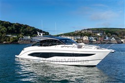 [E]  v55-exterior-white-hull-1-scaled