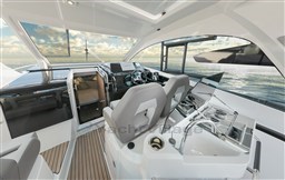 [E]Flyer 10 Sport Top IB_IMAGE_INTERIOR (1)