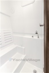 [I]Flyer 10 Sport Top IB_IMAGE_INTERIOR (3)