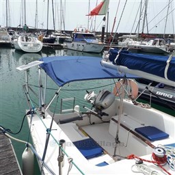 Jeanneau Sun 2000 - foto poço.jpeg