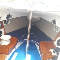 Jeanneau Sun 2000 - foto cabine centro.jpeg