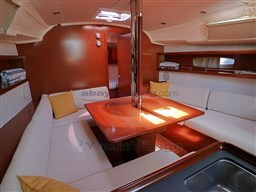 Abayachting Beneteau Oceanis 37 23