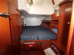 Abayachting_Beneteau_Oceanis_423_usato-second hand 44