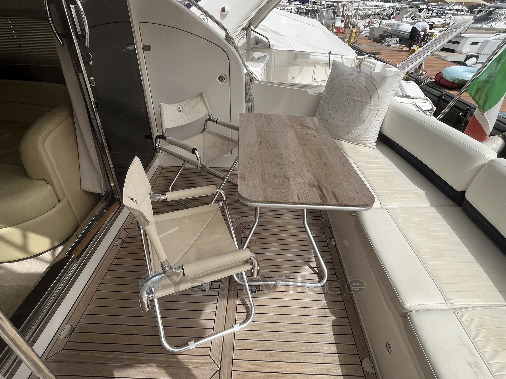 Abayachting_Princess_42_fly_usato-second hand 14