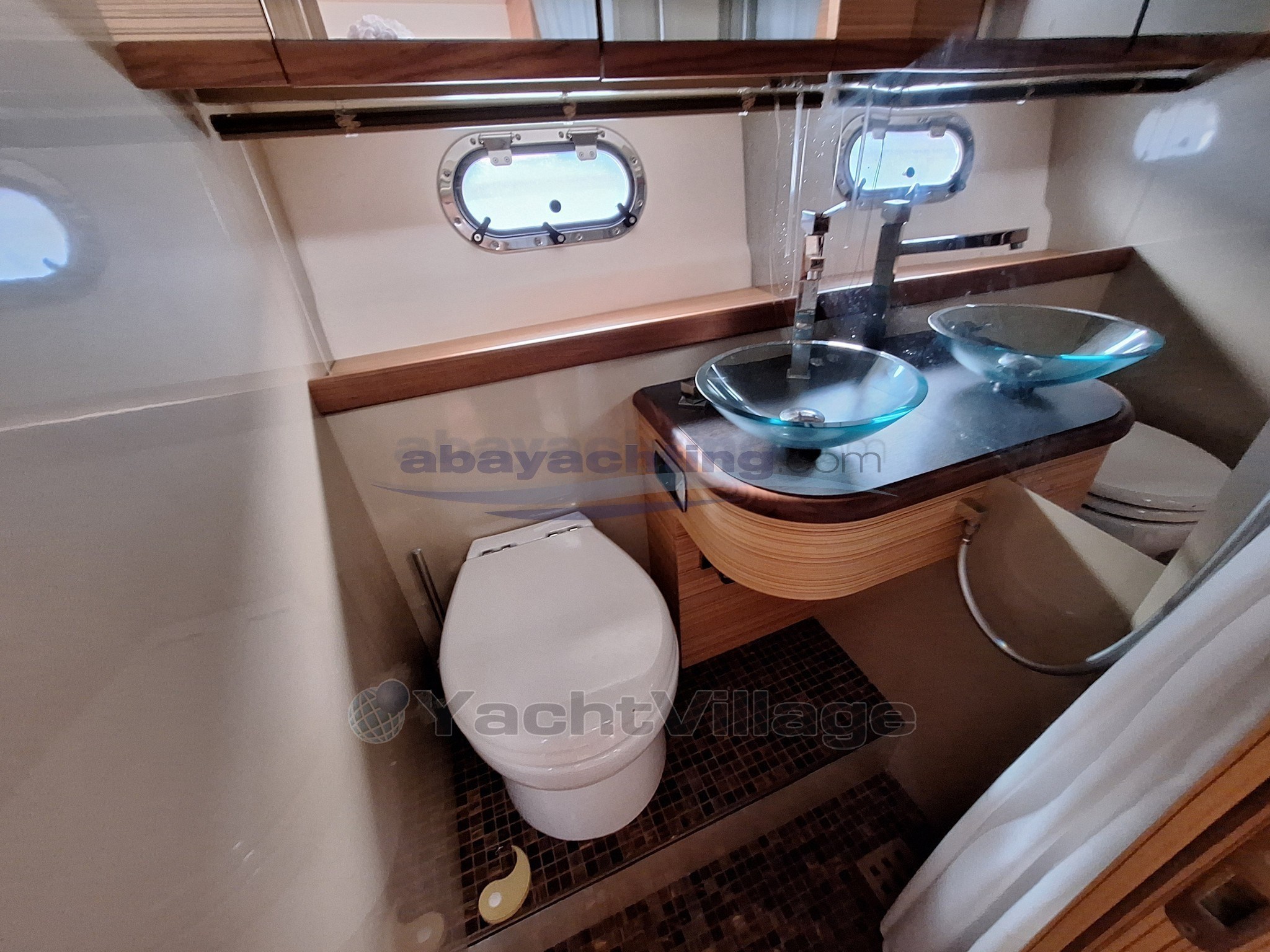 Abayachting Airon 4300 Marine T-TOP usata-second hand 24