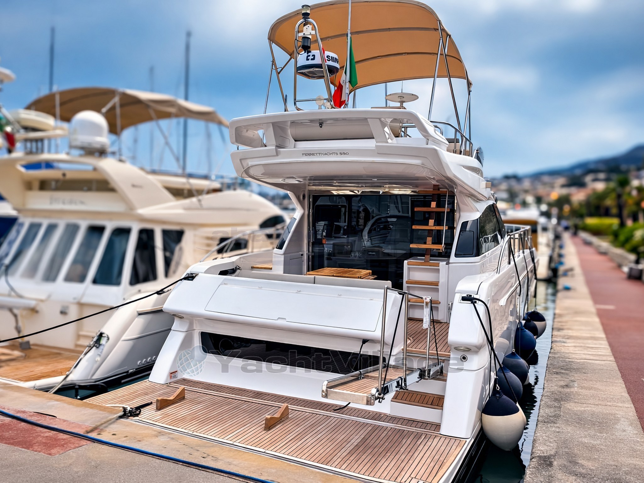 Abayachting Ferretti Yachts 550 usato-second hand 2