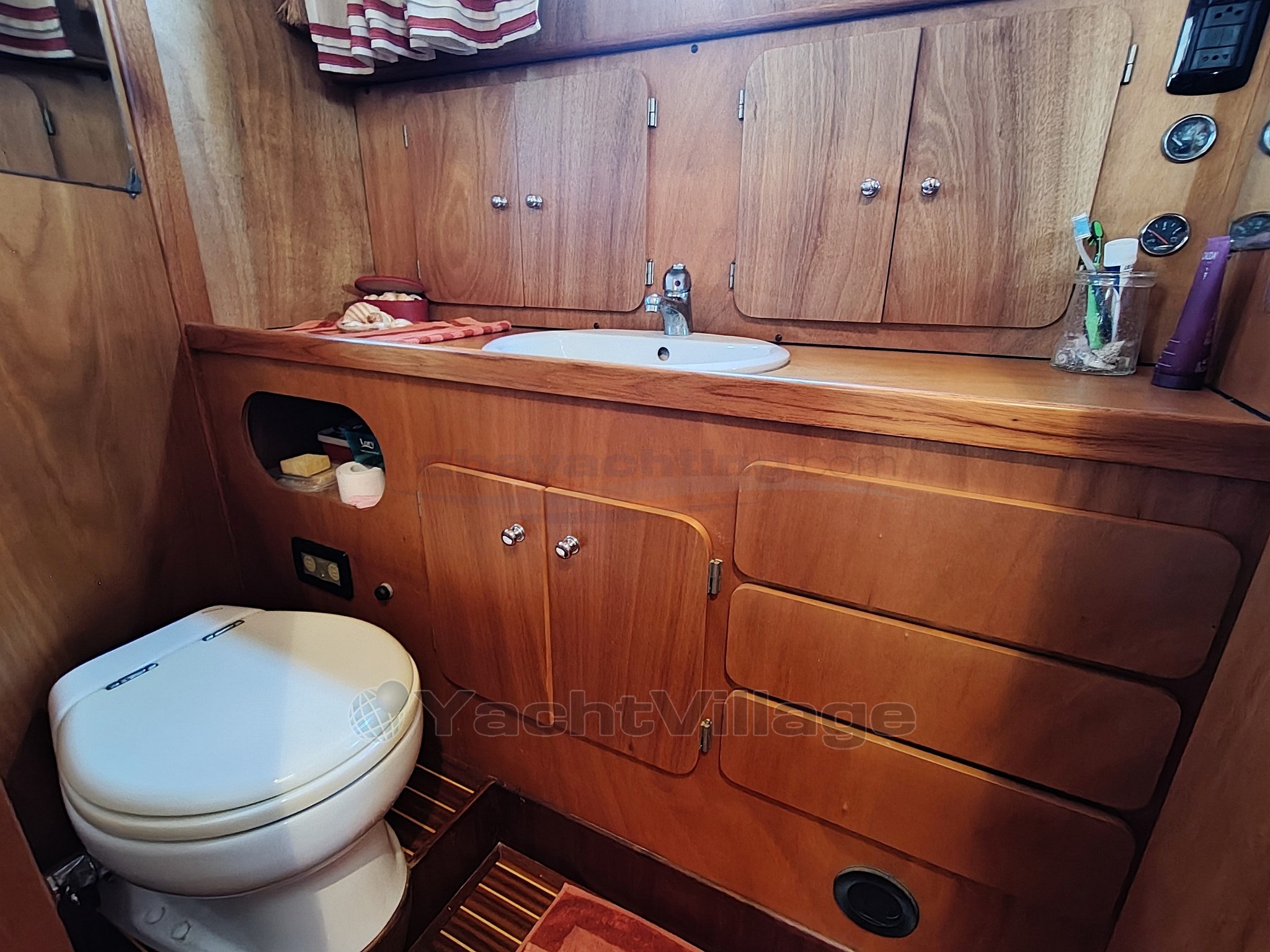 Abayachting_Sciallino_40_fly_usato-second hand 33