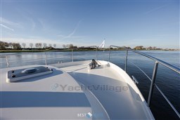 Linssen-40SLSedanWit-Bestboats-13.jpg