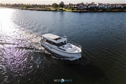 Linssen-40SLSedanWit-Bestboats-11.jpg