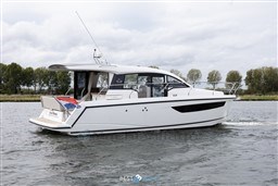 Sealine-C330-Bestboats-2.jpg