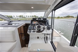 Sealine-C330-Bestboats-32.jpg