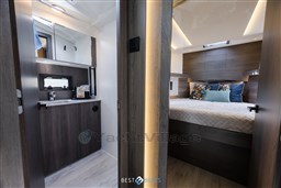 Cobra-Futura37-Bestboats-41