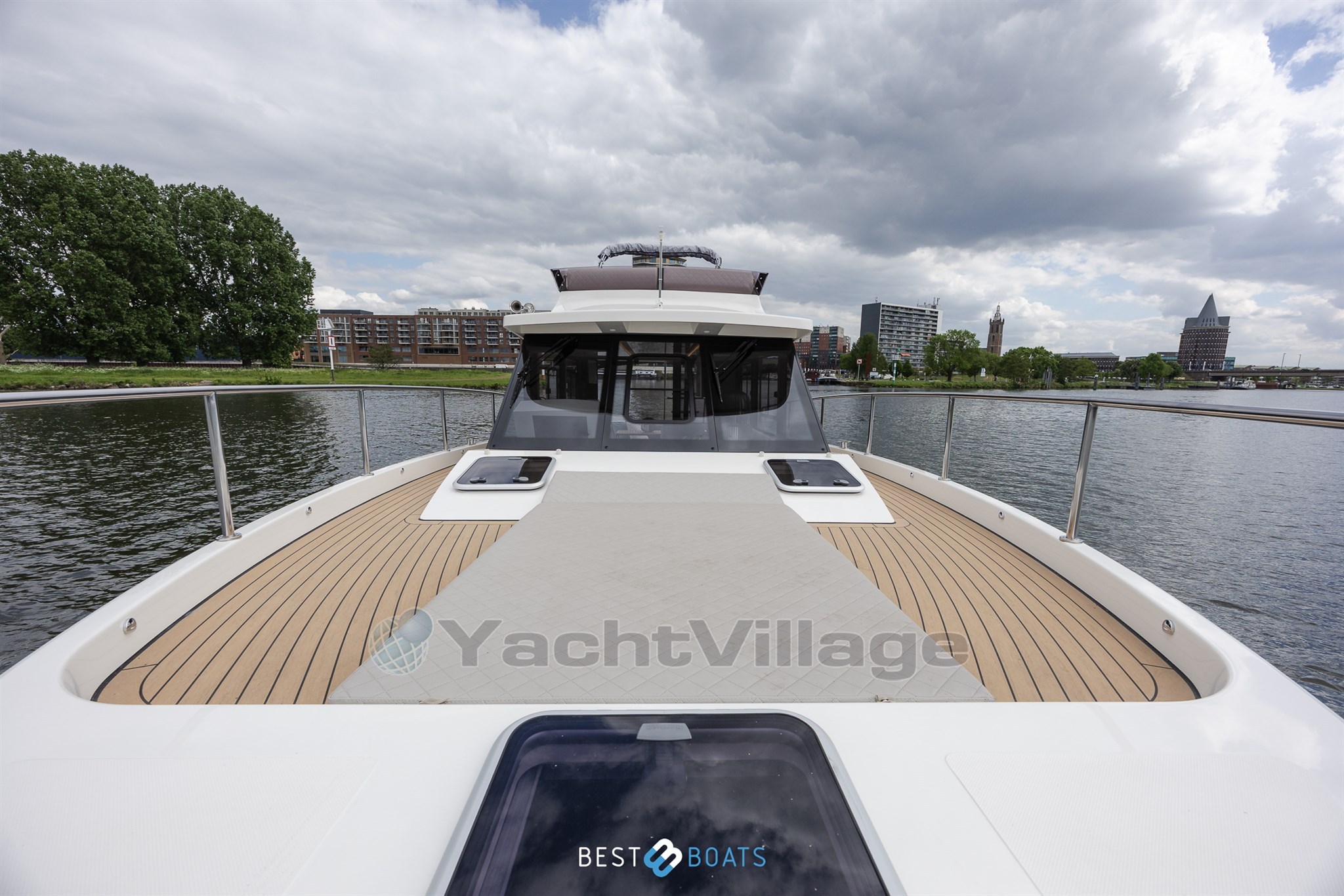 Cobra-Futura37-Bestboats-7