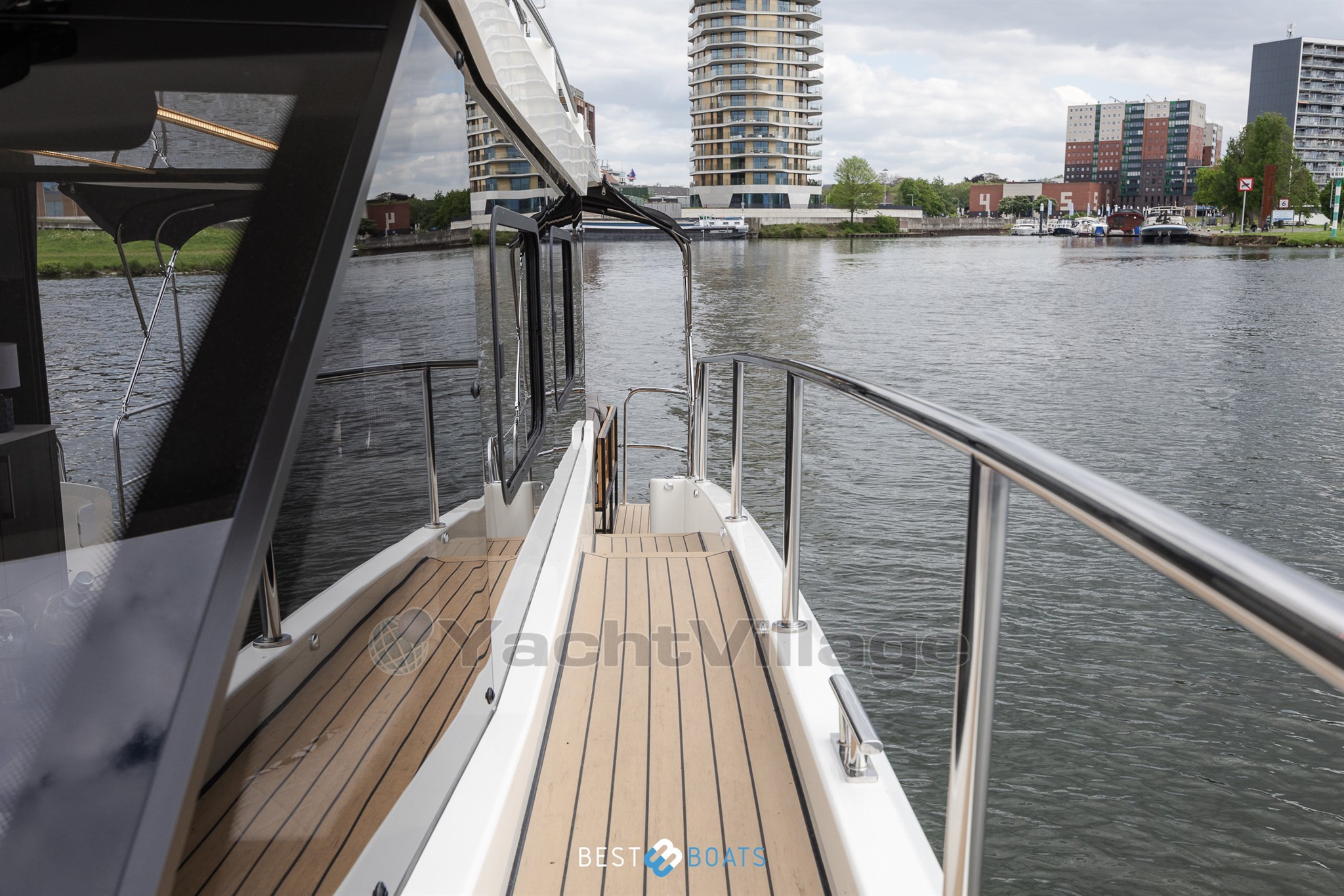 Cobra-Futura37-Bestboats-12