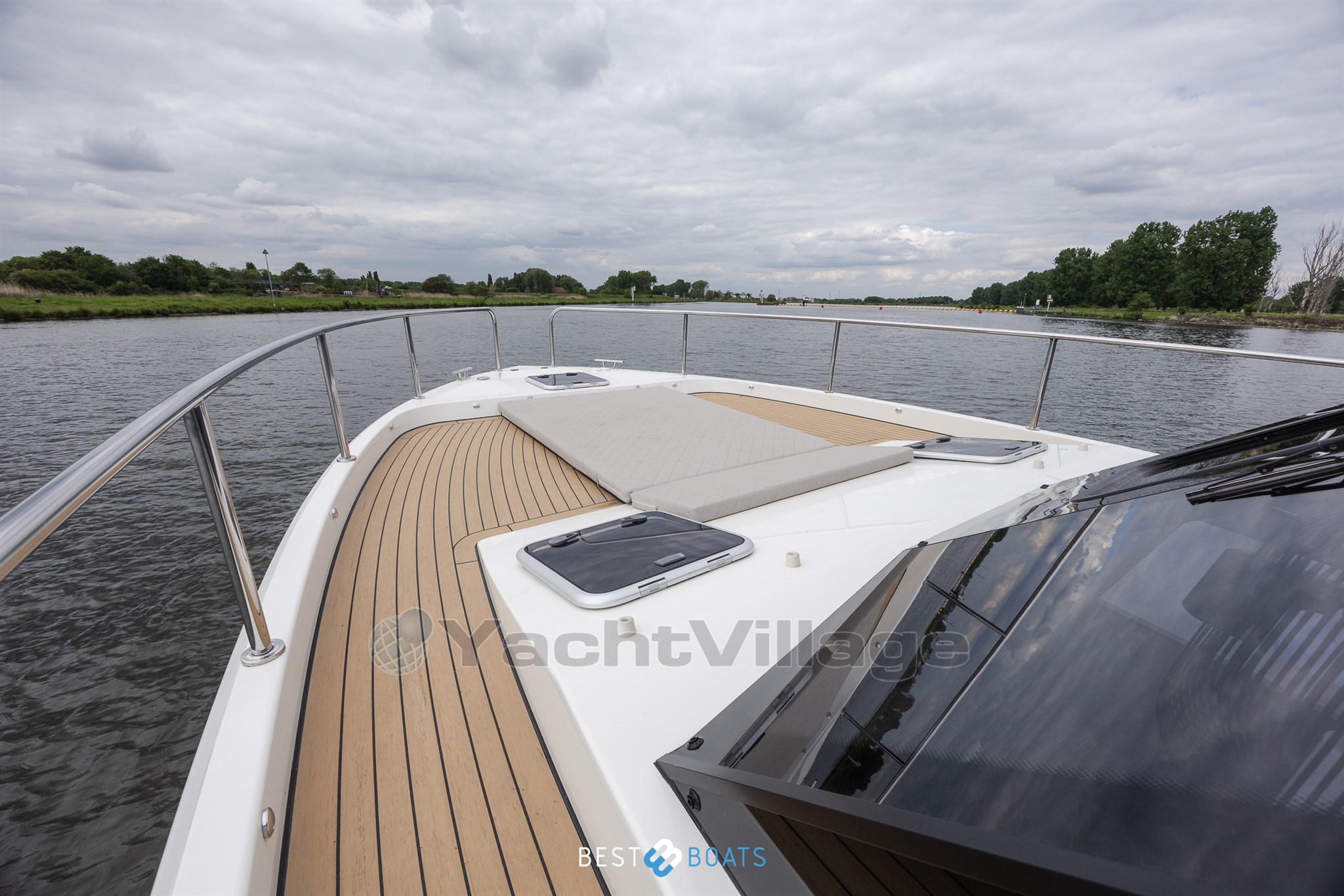 Cobra-Futura37-Bestboats-10