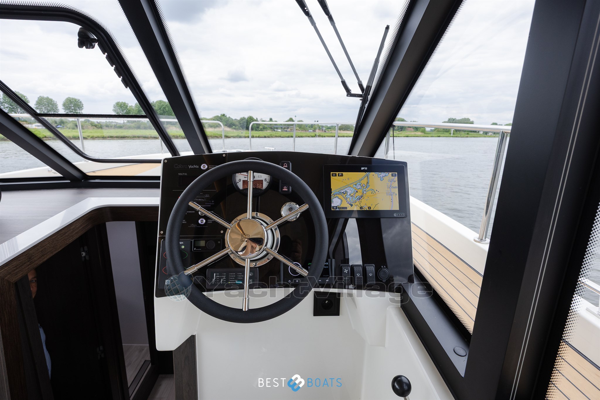 Cobra-Futura37-Bestboats-33
