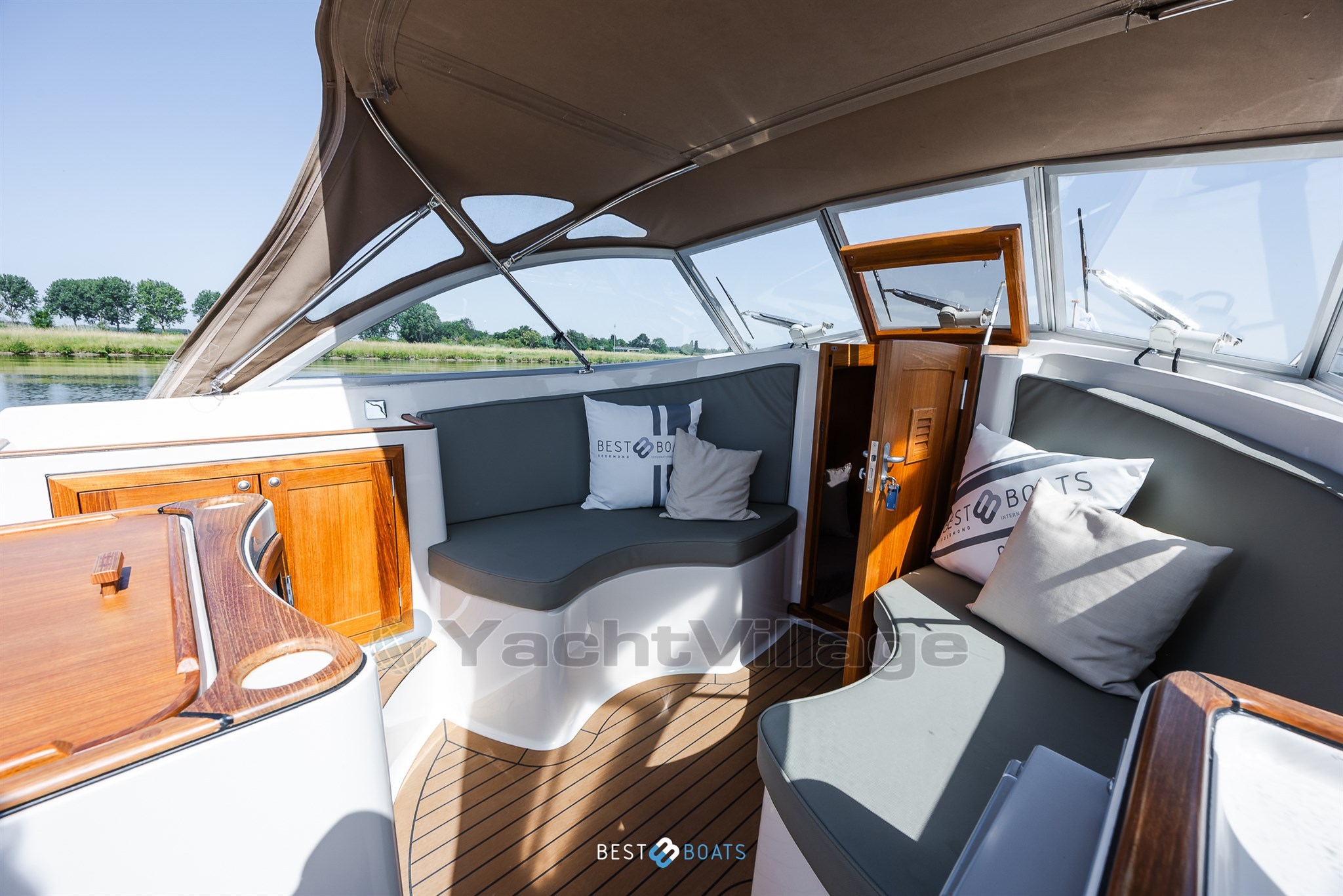 Intercruiser 27-25