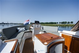 Intercruiser 27-24