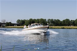 Intercruiser 27-7