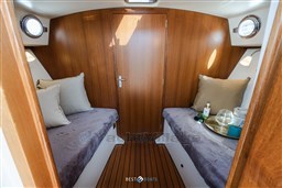 Intercruiser 27-28