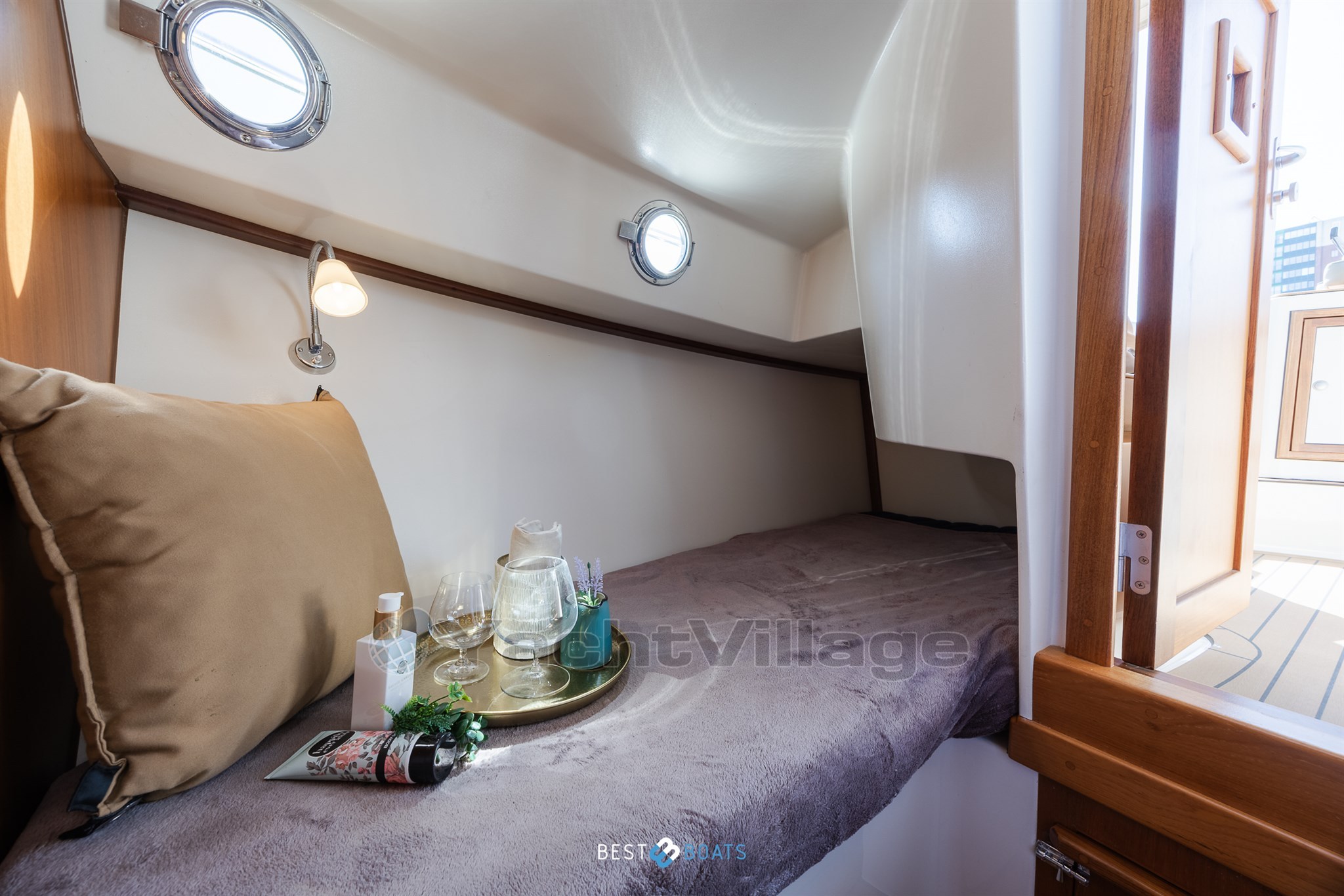 Intercruiser 27-30