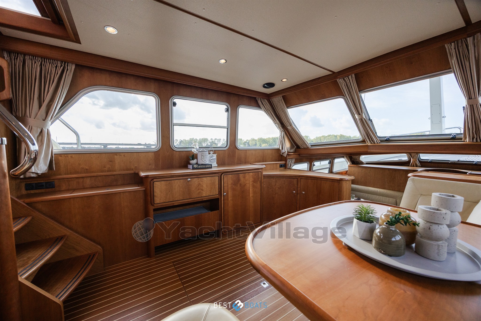 Linssen GS 470-26