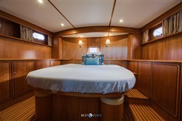 Linssen GS 470-44