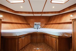 Linssen GS 470-33