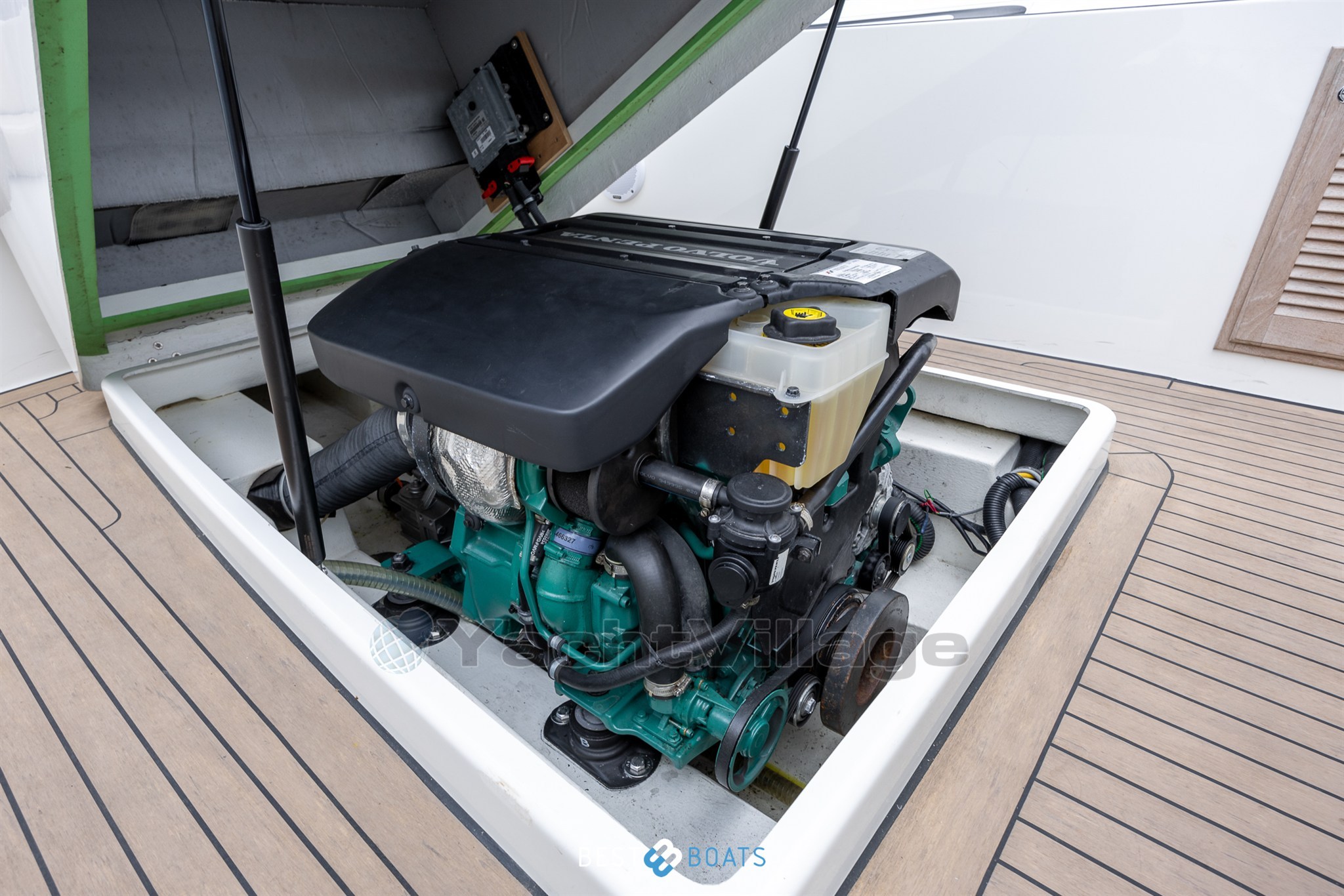 RhapsodyTender-Bestboats-28