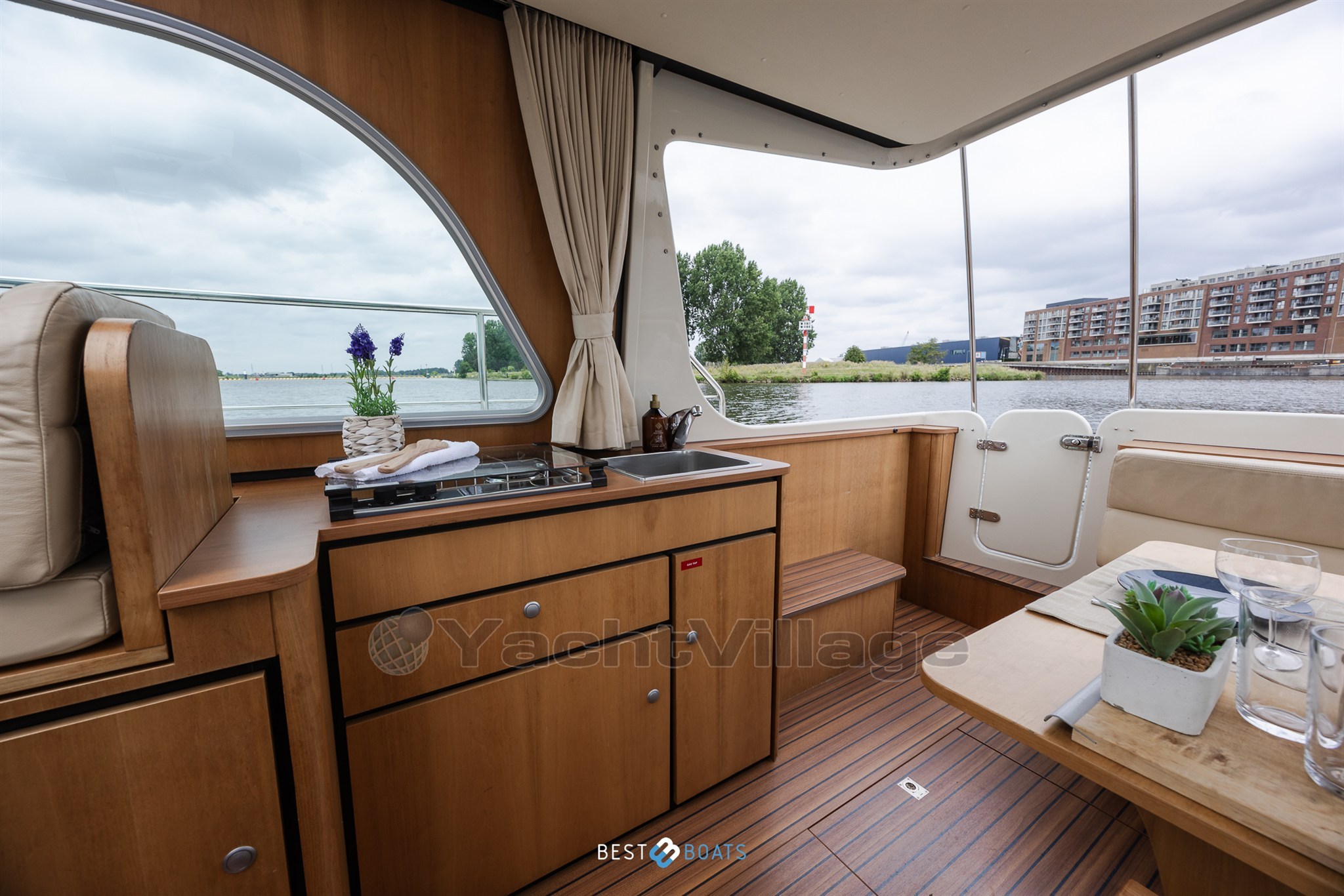 Linssen GS 25.9-15