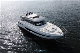 Riviera-4600Sport-Bestboats-10.jpg