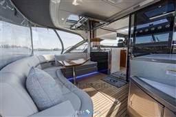 Riviera-4600Sport-Bestboats-16.jpg