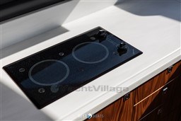 Riviera-4600Sport-Bestboats-33.jpg