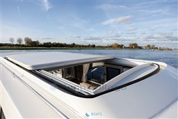 Linssen-GS40.0SLSedan2024-Bestboats-11.jpg