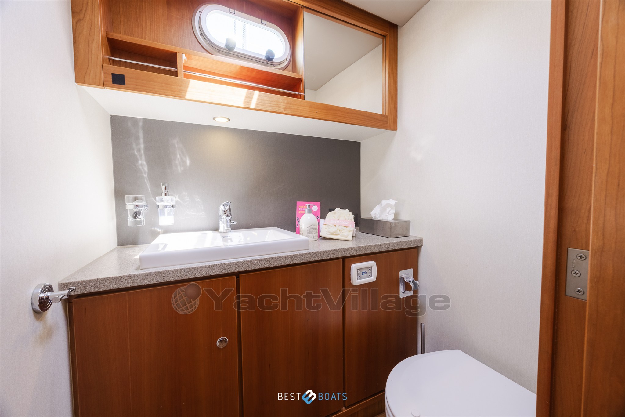 Linssen GS 470 Wheelhouse-49