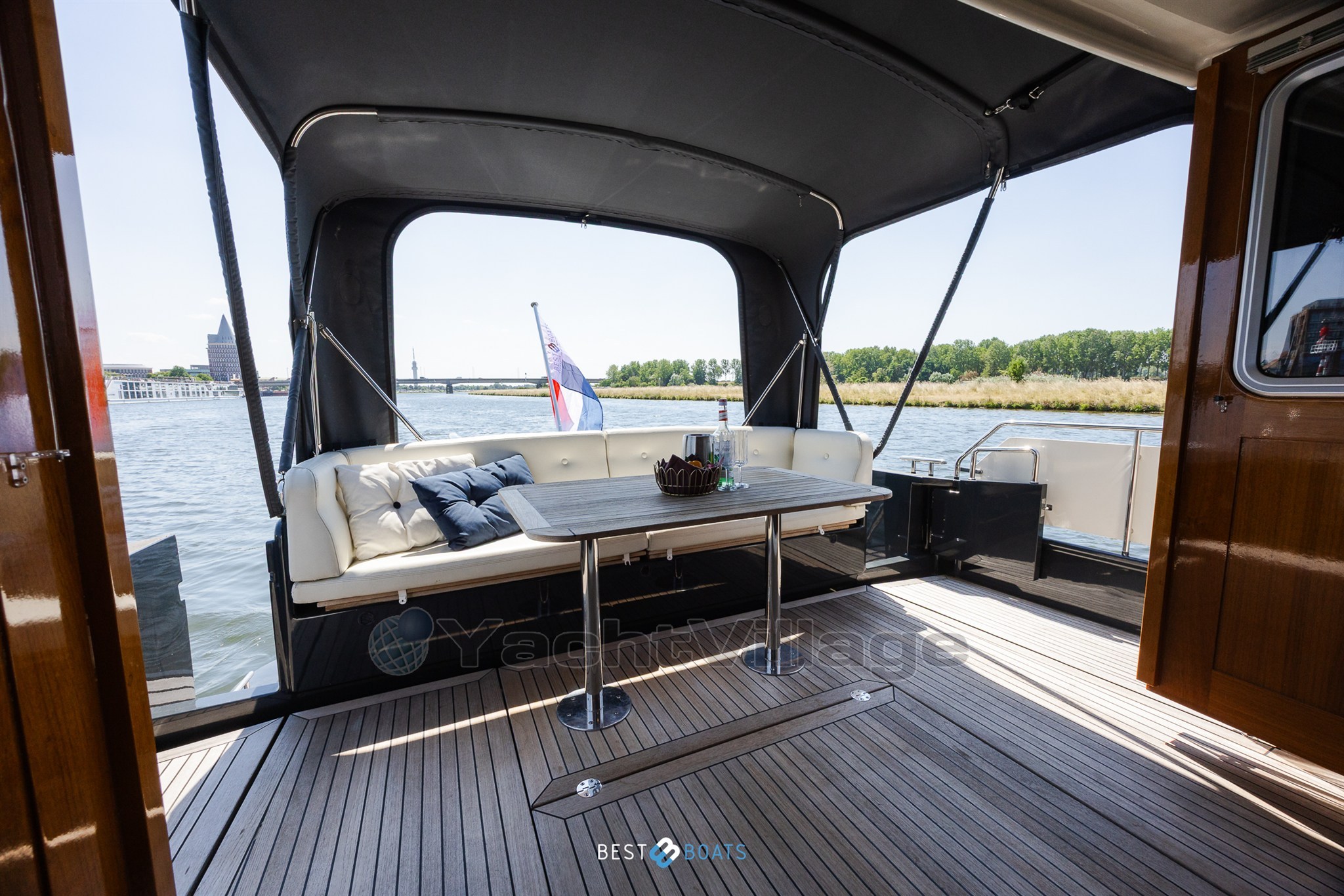 Linssen GS 470 Wheelhouse-16