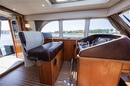 Linssen GS 470 Wheelhouse-27