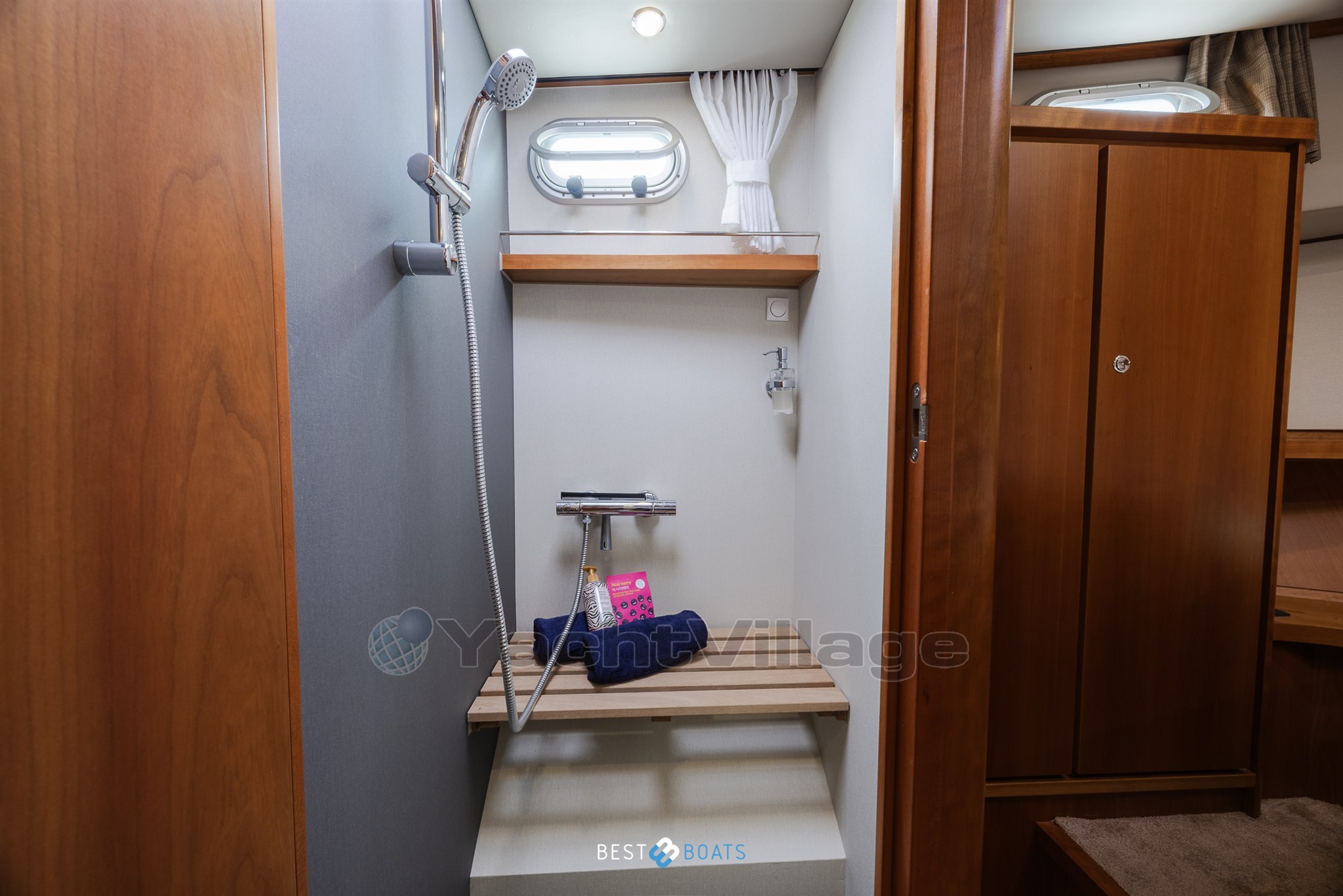 Linssen GS 470 Wheelhouse-46