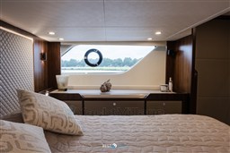 Fairline 53 Targa-56