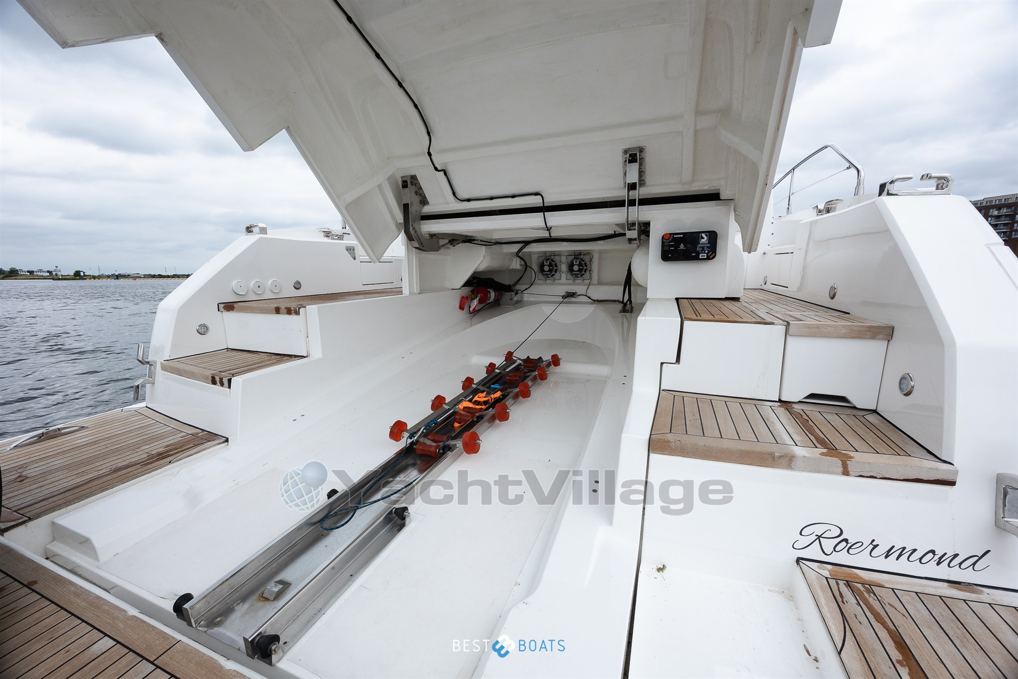 Fairline 53 Targa-14