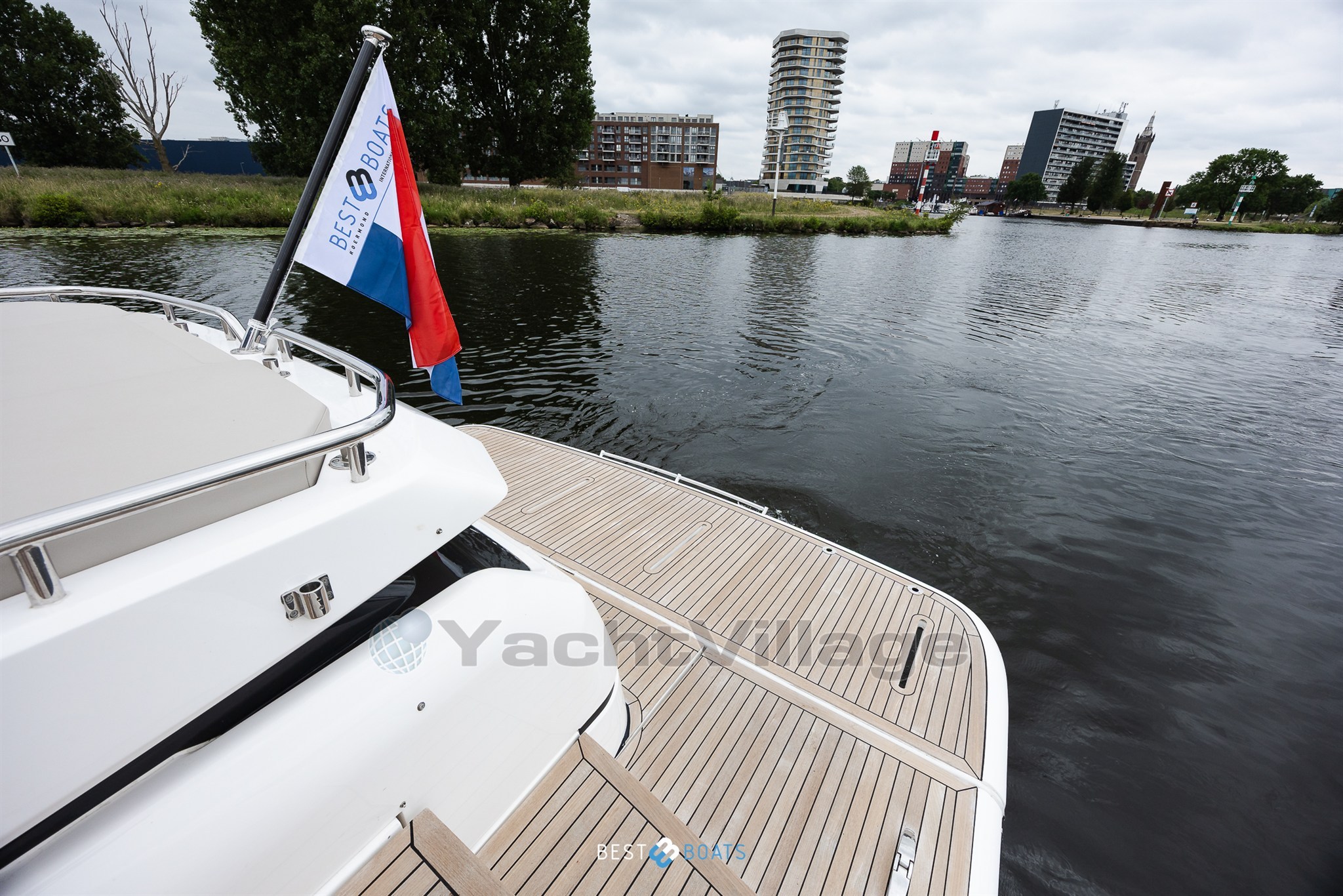 Fairline 53 Targa-16