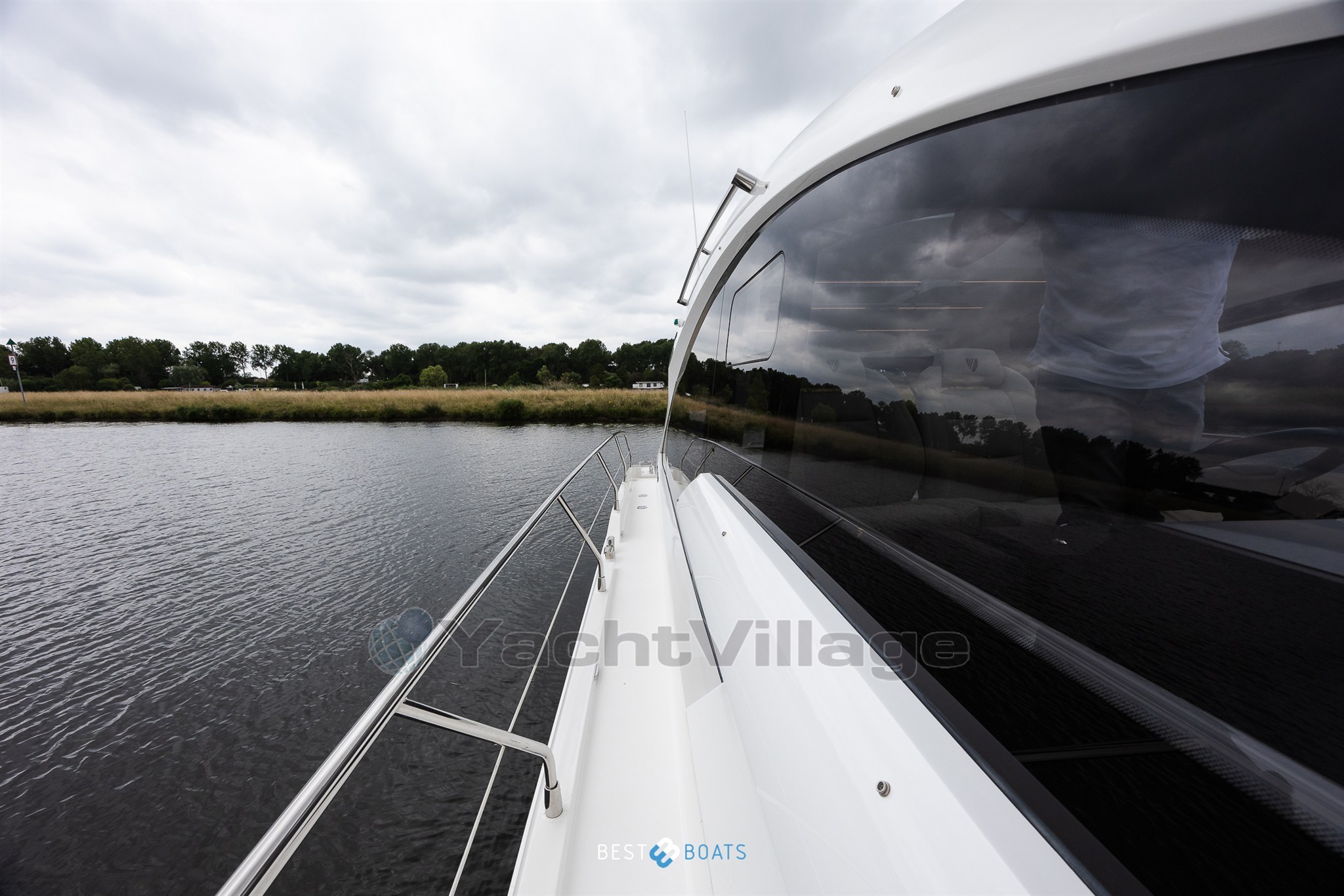 Fairline 53 Targa-12