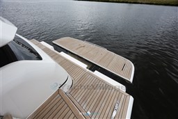 Fairline 53 Targa-13