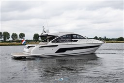 Fairline 53 Targa-3