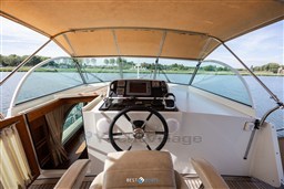 Linssen GS 40.9-16