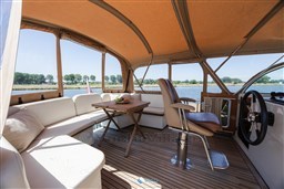 Linssen GS 40.9-15