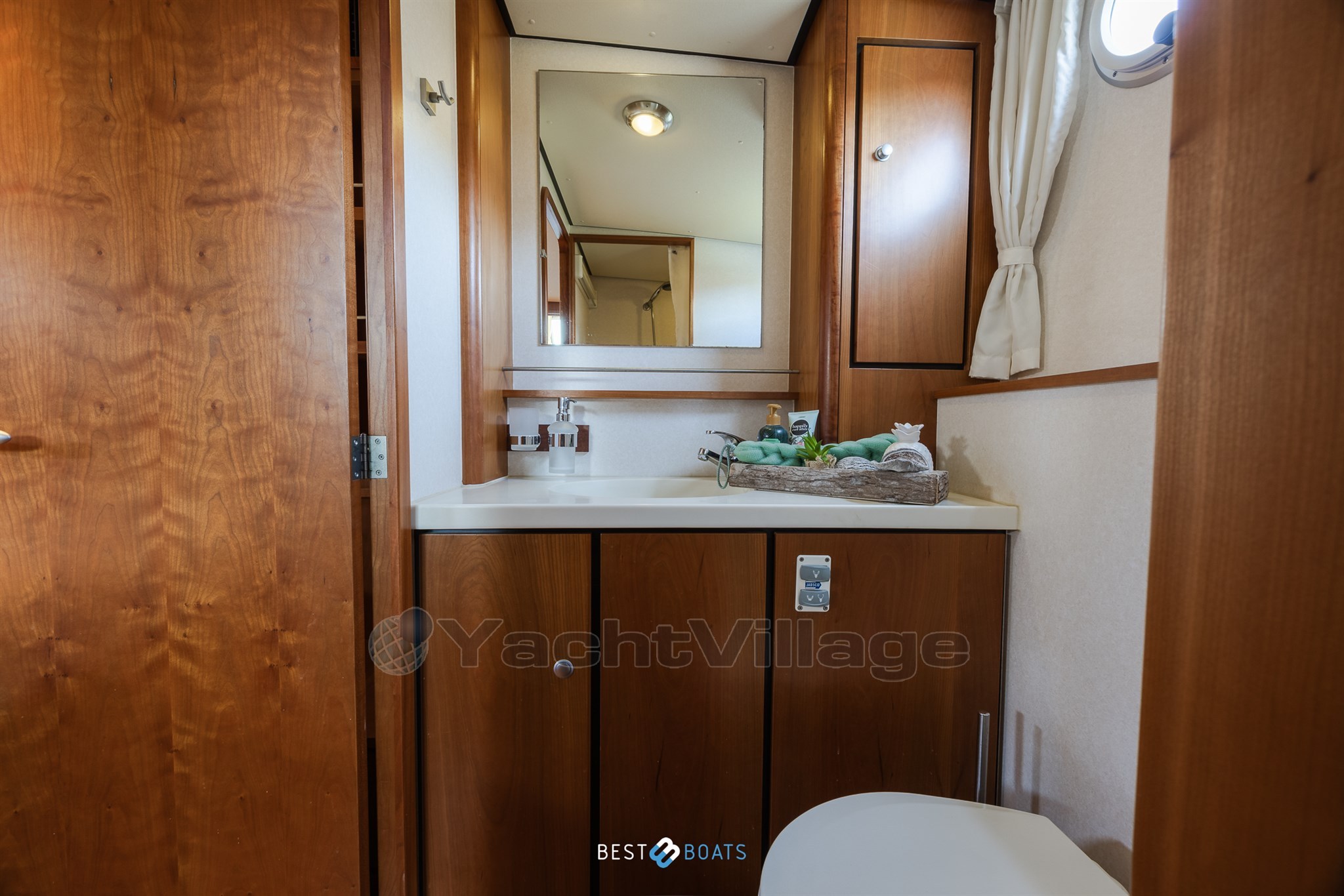 Linssen GS 40.9-61