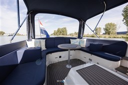 Antaris Seventy7 Cabin-14